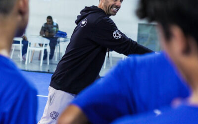 El renombrado coach español de pádel Javier Peña visita a Caracas