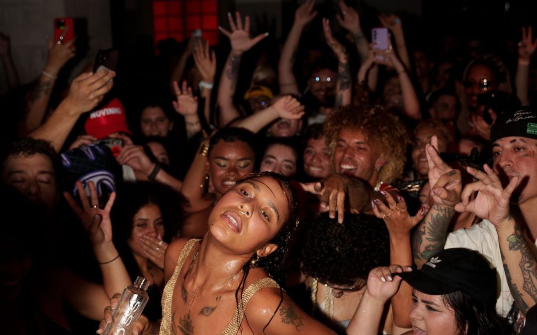 Tokischa celebra su primera aparición con los fans en la ciudad de Río de Janeiro en Brasil