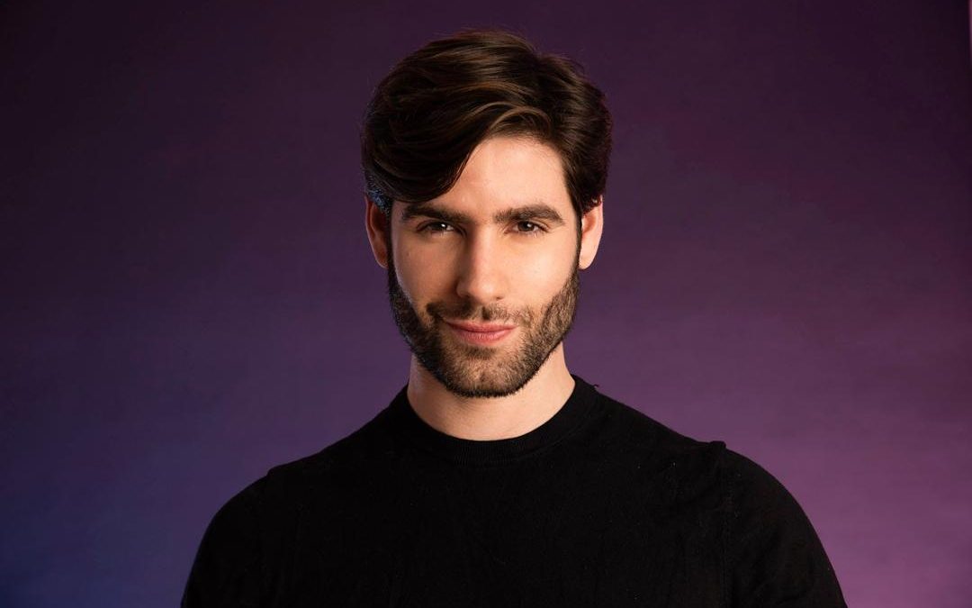 NAHUEL MALANOT REVELA SU MUNDO INTERIOR CON “DEBAJO DE MI CAMA” UNA CONFESIÓN ÍNTIMA EN R&B