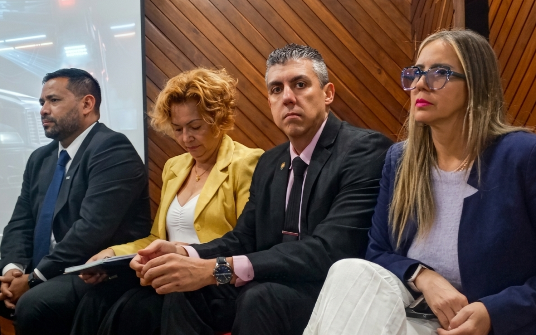 CETE reúne a expertos para analizar retos de ciberseguridad en Venezuela