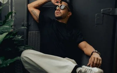 El Ingeniero de Éxitos NAIZ Regresa a la Escena Musical con «Epicentro», un Himno de Fe y Resiliencia para Latinoamérica