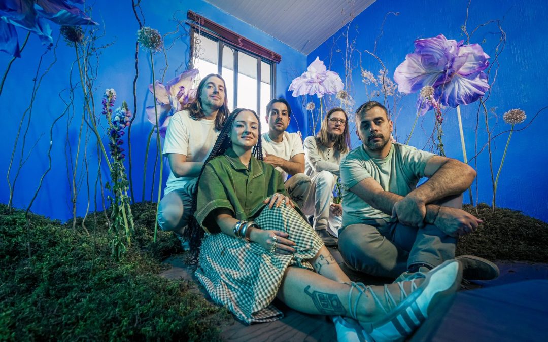 Taiguerz, Irepelusa y Sunsplash estrenan “Cayendo”