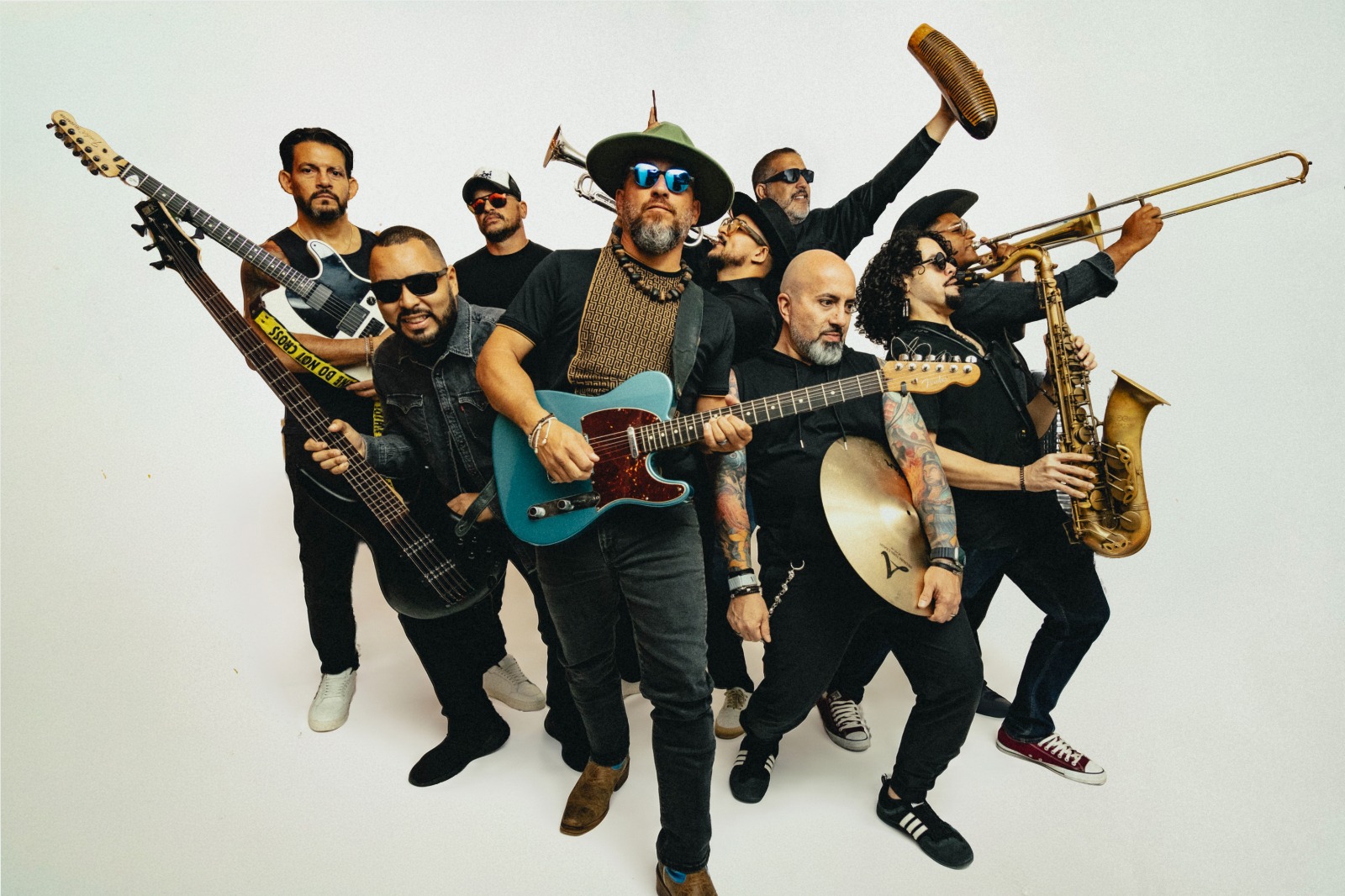 Los Inconformes – Lo Peor (1)