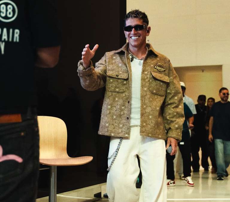LENNY TAVÁREZ PRESENTA EN EXCLUSIVA SU NUEVO ÁLBUM “8” ANTE FANS Y REPRESENTANTES DE LA INDUSTRIA MUSICAL