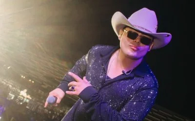 Ronny Ron conquista el escenario de “Las Mamás de las Ferias” en Guayaquil y fortalece su proyección internacional