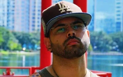 Yokkai apuesta por el R&B con su nuevo lanzamiento “Le Bourget”